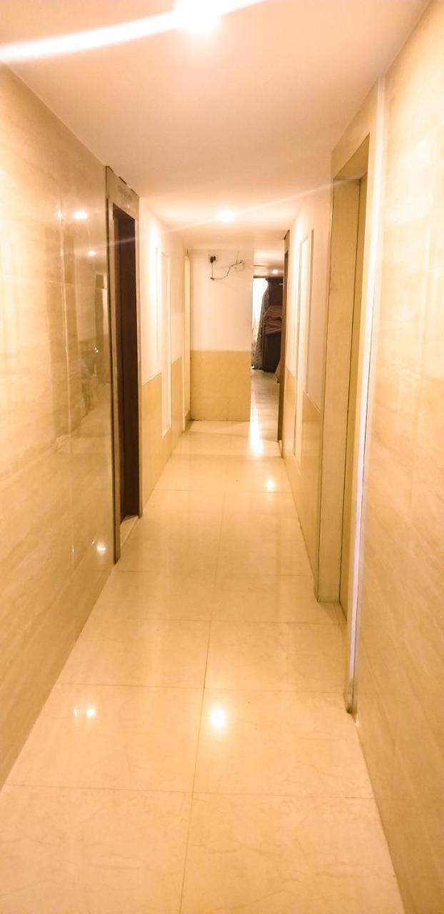 Hotel Alibaba Mumbai Ngoại thất bức ảnh