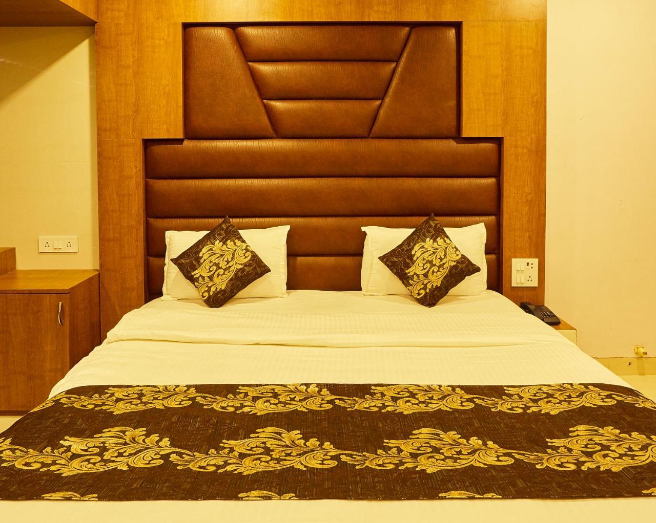 Hotel Alibaba Mumbai Ngoại thất bức ảnh